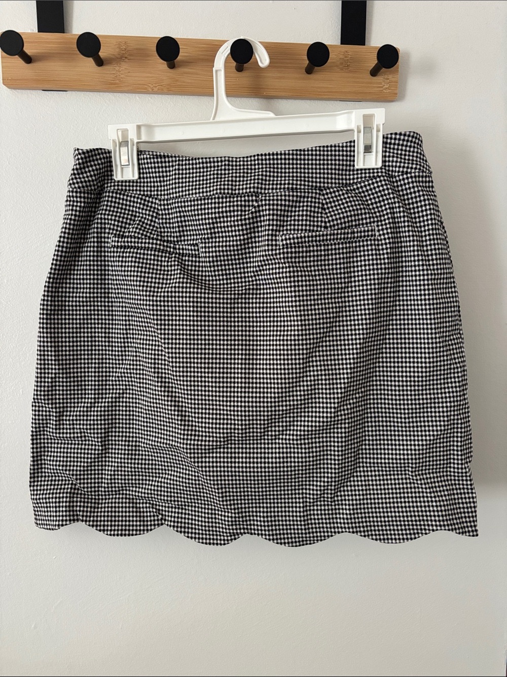Tribal. Black and white gingham Scallop Hem skort. 10 - Picture 2 of 4